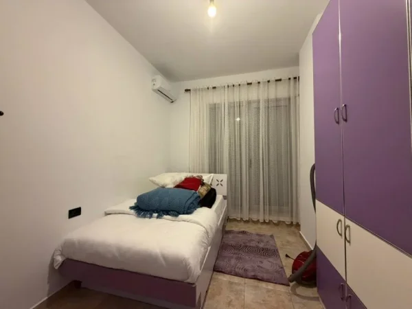 Tirane, jepet me qera apartament 2+1 Kati 6, 80 m² 900 € (pazari i ri)