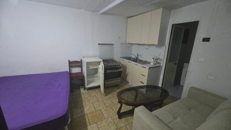 Tirane, jepet me qera garsonier 1+1 Kati 1, 37 m² (Mbrapa Neptunit, Don Bosko)