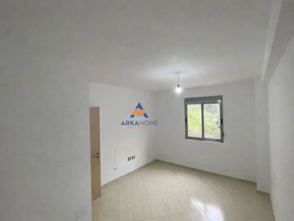Durres, shitet apartament 1+1 Kati 0, 51 m² 60.000 € (SHKEMBI I KAVAJES)