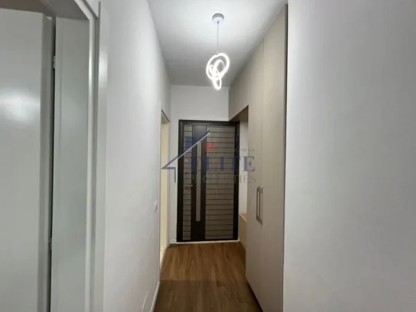 Tirane, shitet apartament 1+1+Ballkon Kati 6, 67 m² 120.000 € (Yzberisht)