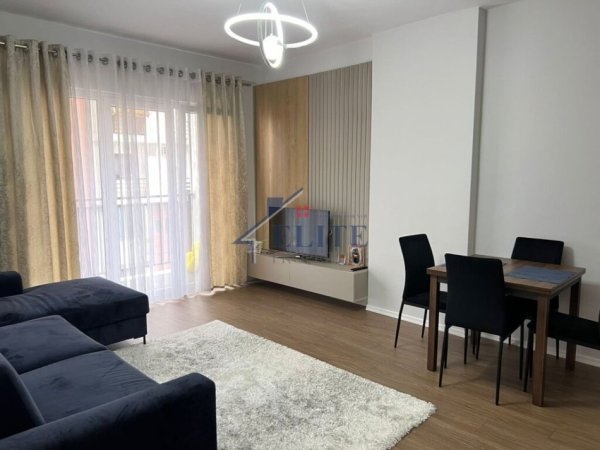 Tirane, shitet apartament 1+1+Ballkon Kati 6, 67 m² 120.000 € (Yzberisht)