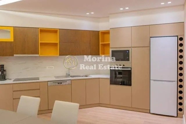 Tirane, shitet apartament 2+1 Kati 2, 126 m² 308.700 € (Kodra e Diellit)