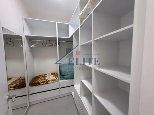 Tirane, jepet me qera apartament 1+1+Ballkon Kati 2, 70 m² 600 € (Kopshti Botaniku)