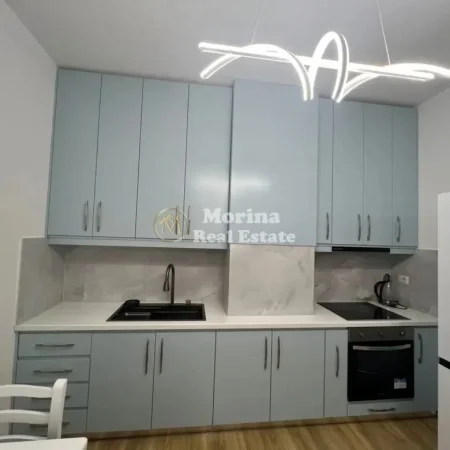 Tirane, jepet me qera apartament 1+1+Ballkon Kati 4, 60 m² 600 € (Ish Fusha Aviacionit)