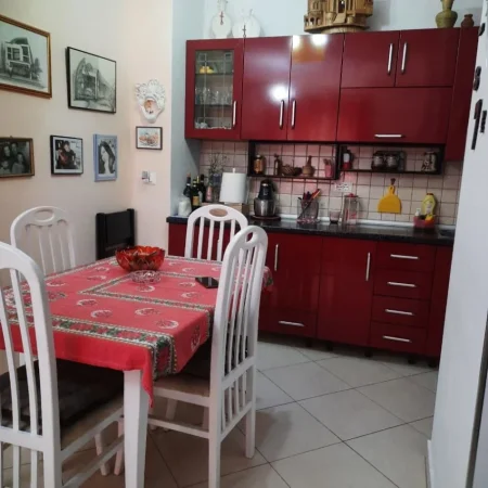 Tirane, shitet 1+1 Kati 5, 86 m² 195.000 € (zogu i zi)