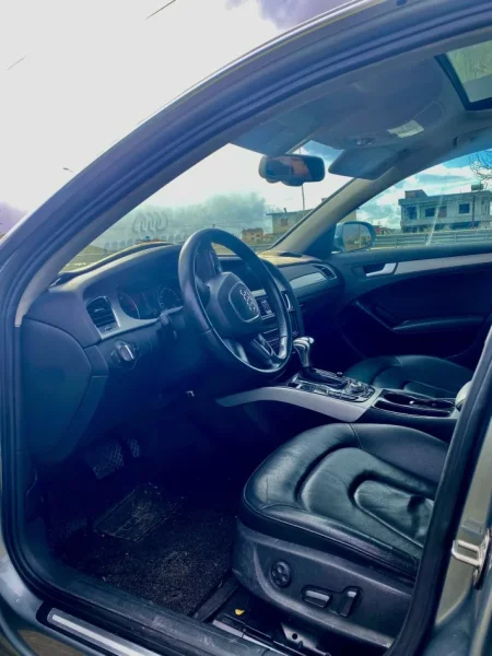 Kavaje, shes makine Audi a4 Benzin, gri metalizato automatik Klima 19.000 km 6.200 €