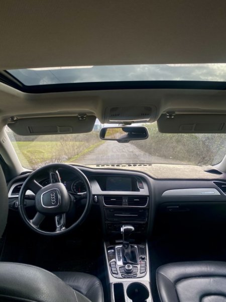 Kavaje, shes makine Audi a4 Benzin, gri metalizato automatik Klima 19.000 km 6.200 €