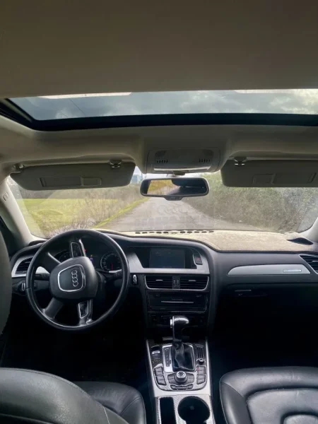 Kavaje, shes makine Audi a4 Benzin, gri metalizato automatik Klima 19.000 km 6.200 €