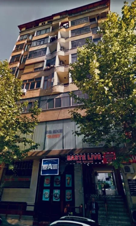 jepet me qera apartament 1+1 Kati 3, 65 m² 700 € (ish ekspozita)