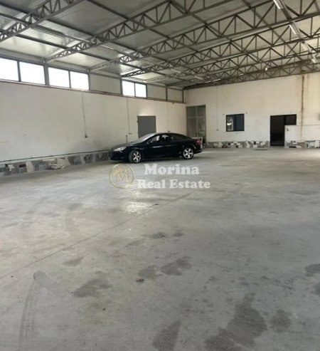 Tirane, jepet me qera ambjent biznesi Kati 0, 700 m² 3.500 € (Kinostudio)
