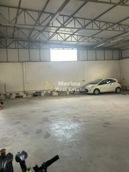 Tirane, jepet me qera ambjent biznesi Kati 0, 700 m² 3.500 € (Kinostudio)