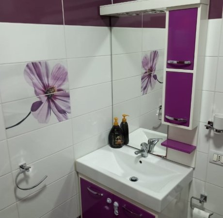 Tirane, jepet me qera 1+1 Kati 4, 65 m² 600 € (21 dhjetori)