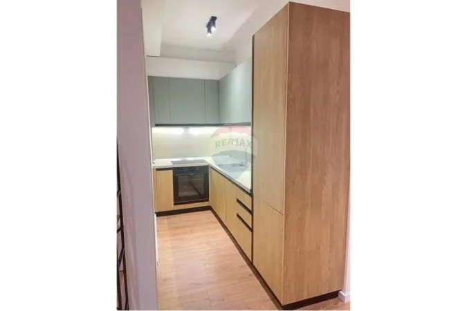 Tirane, jepet me qera apartament 1+1 Kati 3, 89 m² 750 € 