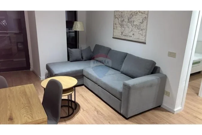 Tirane, jepet me qera apartament 1+1 Kati 3, 89 m² 750 € 