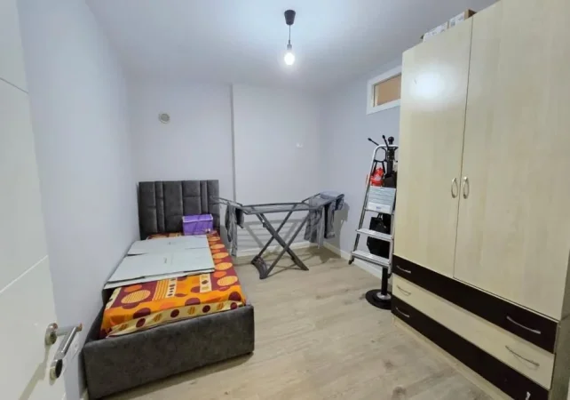 Tirane, jepet me qera apartament 2+1 Kati 3, 80 m² 600 € 
