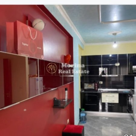 Tirane, jepet me qera apartament 2+1 Kati 4, 650 m² 650 € (Liqeni Artificial)