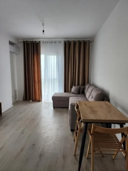 Tirane, jepet me qera apartament 2+1 Kati 3, 500 € 