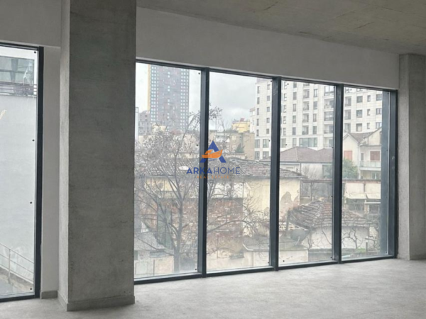 Tirane, shitet zyre Kati 2, 250 m² 1.125.000 € 