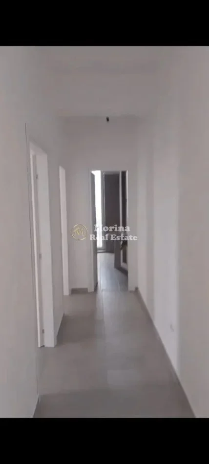 Tirane, jepet me qera apartament 2+1 Kati 5, 75 m² 400 € (Rruga 5 Maji)