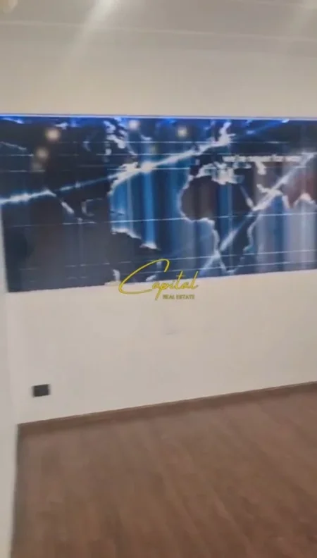 Tirane, jepet me qera zyre Kati 3, 70 m² 700 € (RRUGA E KAVAJES)