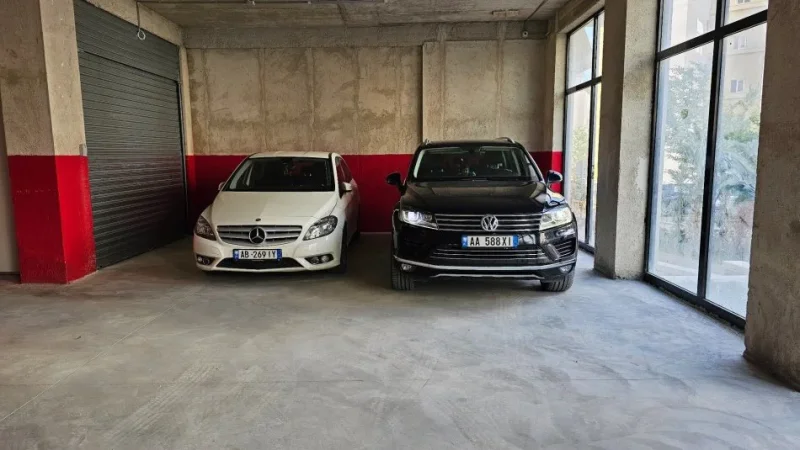 Tirane, shitet nga Pronari, pa-komision garazh | post parkimi Kati 0, 17 m² 37.000 € (Rruga e Ullishtes)