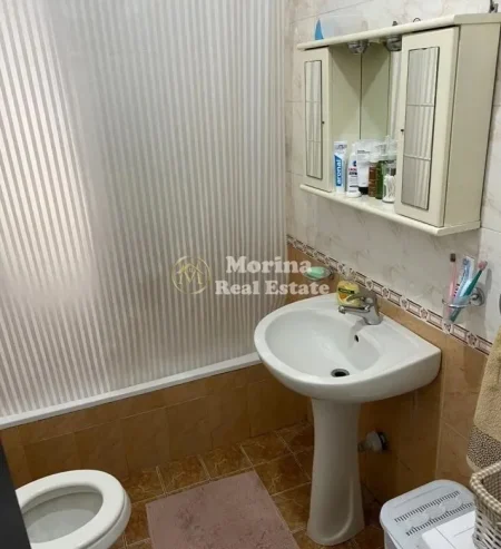 Tirane, jepet me qera apartament 1+1 Kati 6, 75 m² 600 € (Rruga e Kavajes)