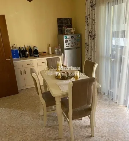 Tirane, jepet me qera apartament 1+1 Kati 6, 75 m² 600 € (Rruga e Kavajes)