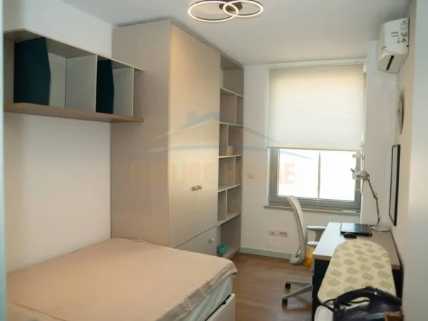 Tirane, jepet me qera apartament 3+1+Ballkon Kati 3, 107 m² 1.800 € (Stadiumi Dinamo)