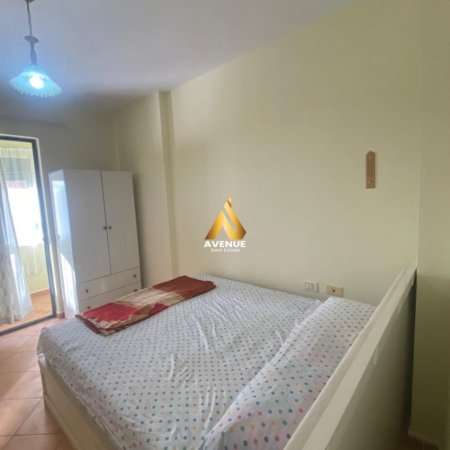 Tirane, jepet me qera apartament 1+1+Ballkon Kati 2, 60 m² 500 € (Rruga Riza Cerova)