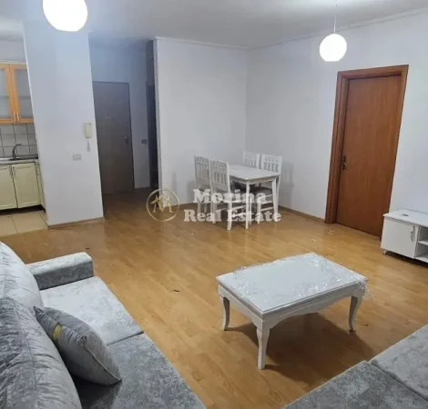 Tirane, jepet me qera apartament 2+1 Kati 3, 95 m² 500 € (Yzberisht)