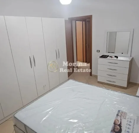Tirane, jepet me qera apartament 2+1 Kati 3, 95 m² 500 € (Yzberisht)