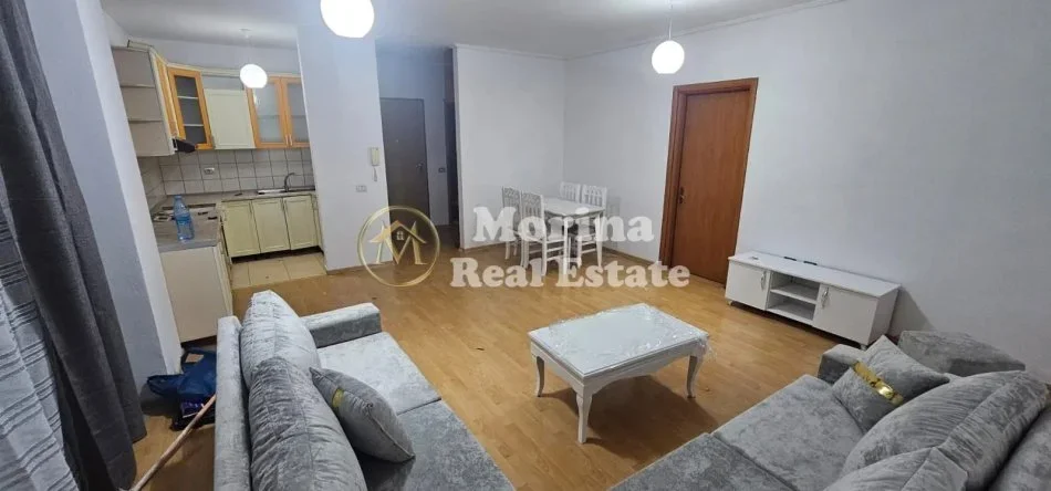 Tirane, jepet me qera apartament 2+1 Kati 3, 95 m² 500 € (Yzberisht)