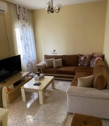 Tirane, jepet me qera apartament 1+1 Kati 6, 75 m² 550 € (21 DHJETORI)