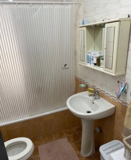 Tirane, jepet me qera apartament 1+1 Kati 6, 75 m² 600 € (21 DHJETORI)