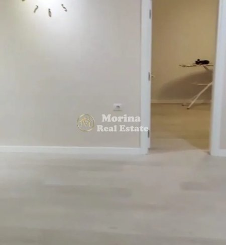 Tirane, jepet me qera apartament 3+1 Kati 2, 90 m² 800 € (21 Dhjetori)