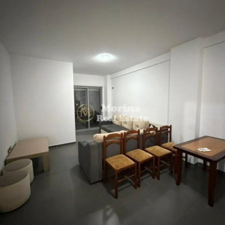 Tirane, jepet me qera apartament 2+1 Kati 6, 95 m² 500 € (Yzberisht)