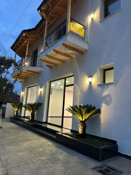 Kavaje, shitet shtepi 4+1+Aneks+Ballkon Kati 2, 550 m² 442.000 € (Kavaje)