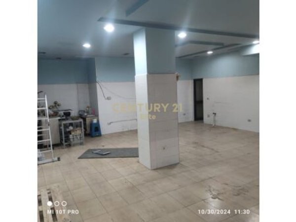 Tirane, shitet ambjent biznesi Kati 0, 110 m² 85.000 € (Fresk)
