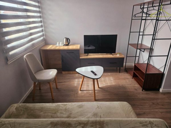 Tirane, shitet hotel , 285 m² (Rruga e Durresit)