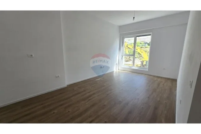 Tirane, shitet apartament 1+1 Kati 3, 57 m² 86.000 € (Rezidenca Platea, Tiranë(ID: 530201045-160)