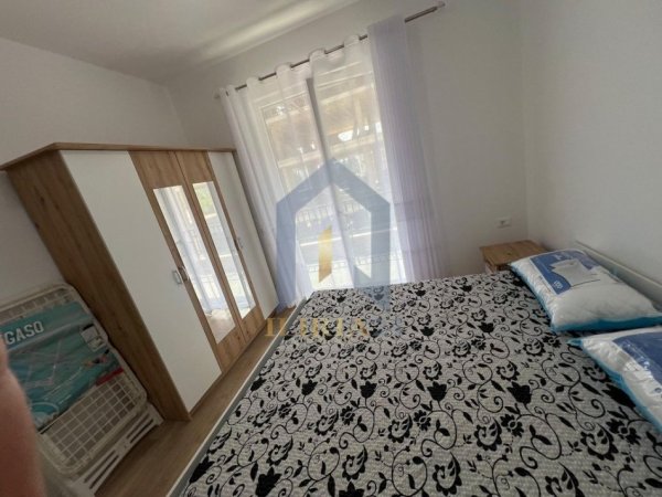 Tirane, jepet me qera apartament 2+1 Kati 3, 98 m² 450 € (rruga lidhja e prizrenit)