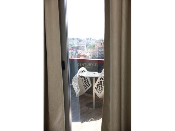 Tirane, shitet hotel Kati 8, 2.400 m² 5.500.000 € (Rruga e Elbasanit)