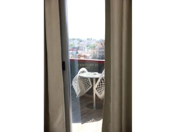 Tirane, shitet hotel Kati 8, 2.400 m² 5.500.000 € (Rruga e Elbasanit)