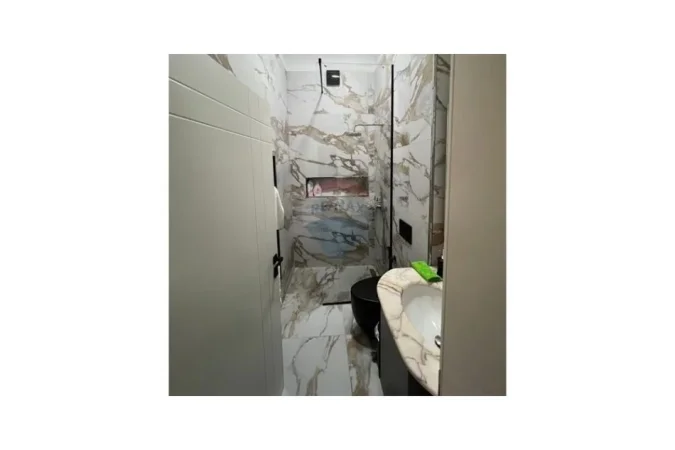 Tirane, shitet apartament 1+1 Kati 1, 67 m² 165.000 € (Rruga e Saraçëve, Tiranë(ID: 530261047-174)