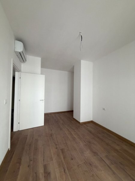 Tirane, jepet me qera apartament 1+1+Ballkon Kati 1, 60 m² 650 € (ZOGU I ZI)