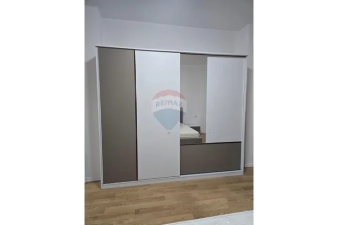 Tirane, jepet me qera apartament 1+1 Kati 3, 74 m² 600 € 