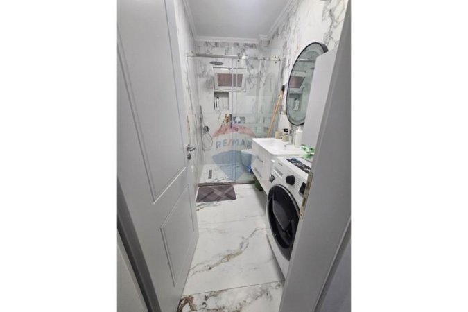 Tirane, jepet me qera apartament 1+1 Kati 1, 62 m² 550 € 