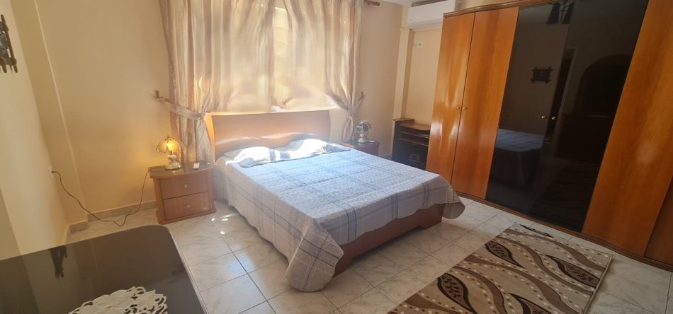 Tirane, jepet me qera apartament 2+1 Kati 2, 100 m² 500 € (Rruga Dritan Hoxha)