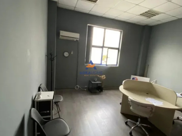 Tirane, shitet ambjent biznesi Kati 2, 30 m² 180.000 € 