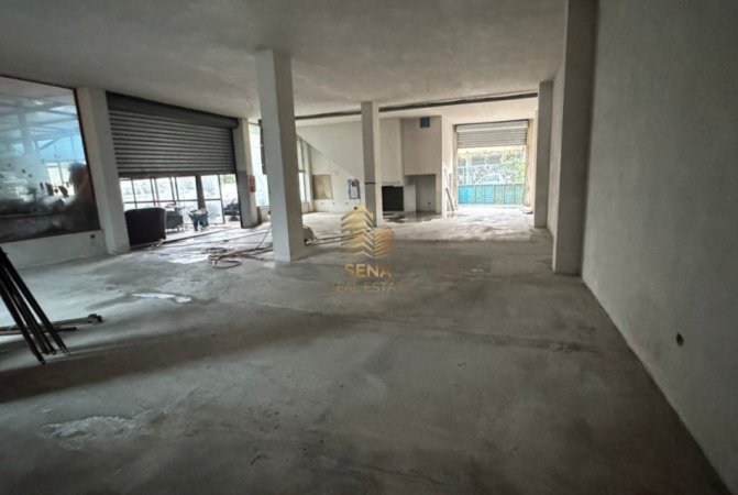 Tirane, jepet me qera magazine Kati 0, 180 m² 1.200 € (Ish Fusha e Aviacionit)